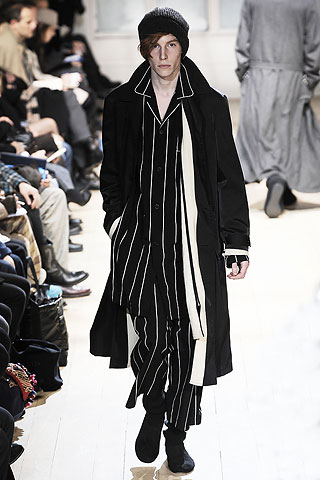 Yohji Yamamoto / - 2009-2010